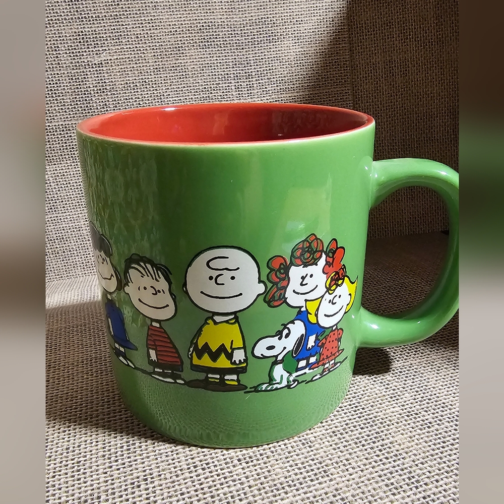 Peanuts 16oz Christmas mug